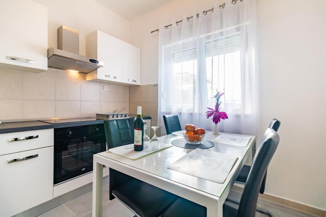 Apartments Mihael Split Exterior photo
