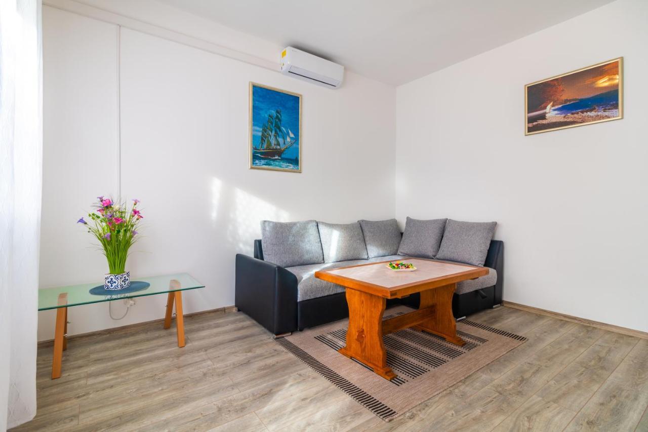 Apartments Mihael Split Exterior photo