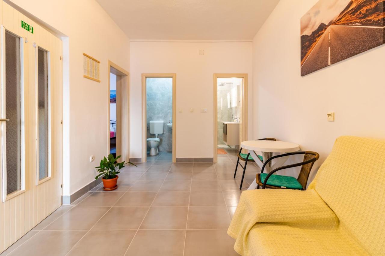 Apartments Mihael Split Exterior photo